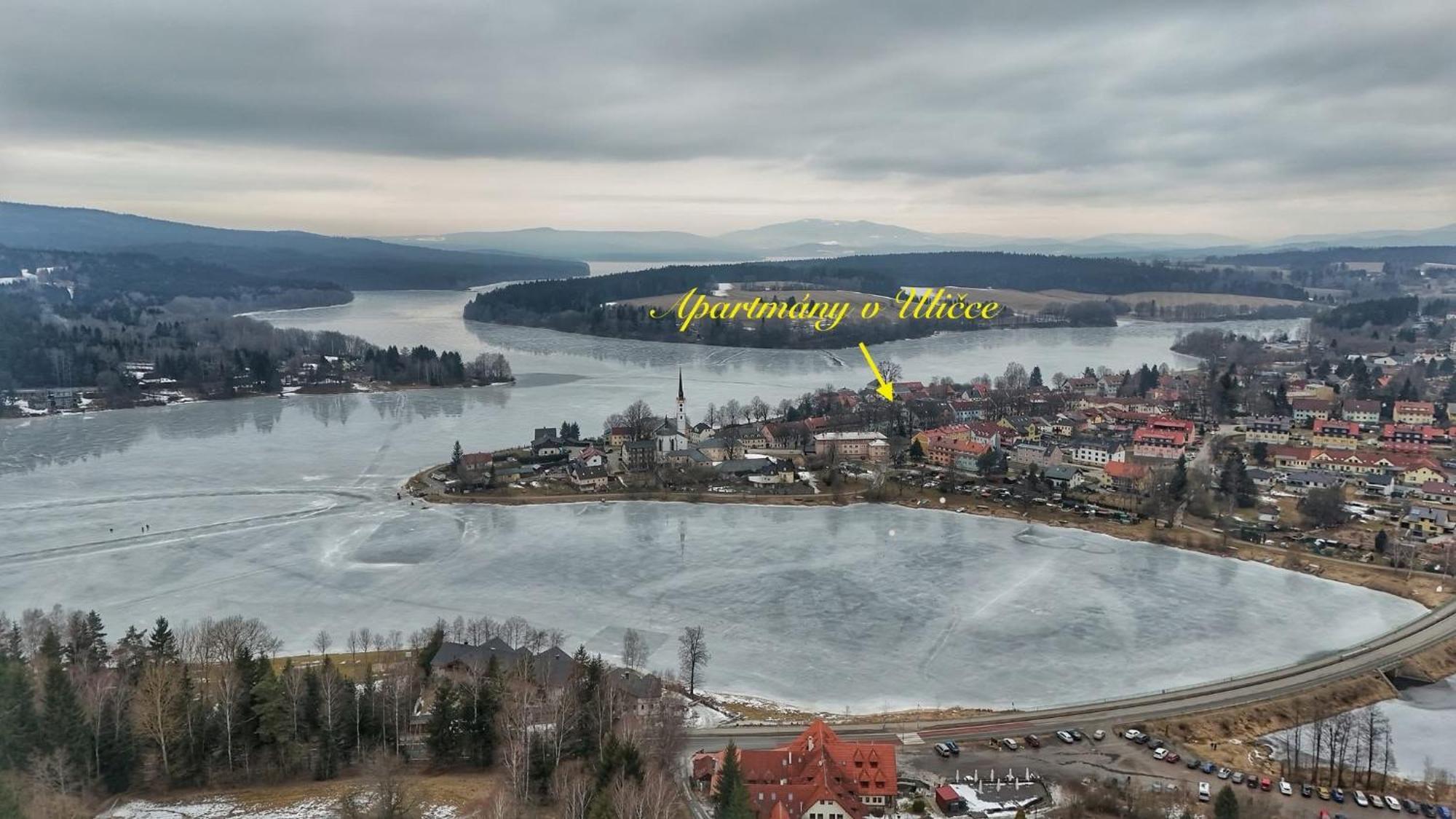 Apartmany V Ulicce Frymburk Kültér fotó